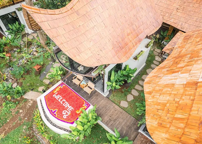 Bamboo Asri Hotel *