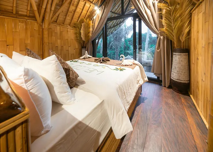Hotel Bamboo Asri Ubud